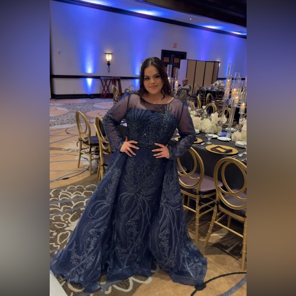 Doll Me Up Boutique Gown. Worn Once! Great Condition! Gem